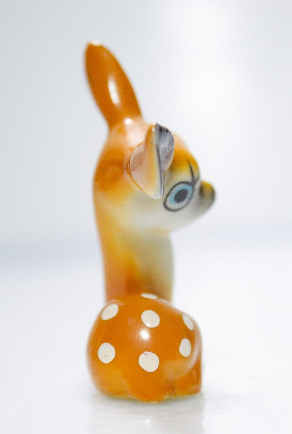 Vintage Porcelain Japan Hand Painted Sitting Baby Deer Fawn Miniature Figurine - Thumbnail 5