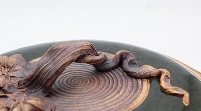 Vintage 1998 Terrafirma Pottery Signed Green Leaf Motif Large Covered Bowl RARE - Thumbnail 9