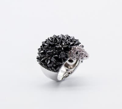 Vintage NOIR NYC Spiked Crystal Porcupine Animal Cocktail Ring Size 5 - Thumbnail 6
