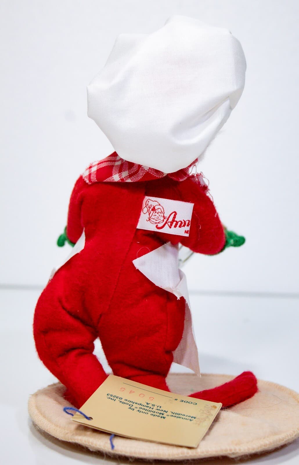 Vtg ANNALEE MOBILITEE 1992 Festive Baker With Pie Artisan Doll 8" NEW WITH TAG - Thumbnail 2