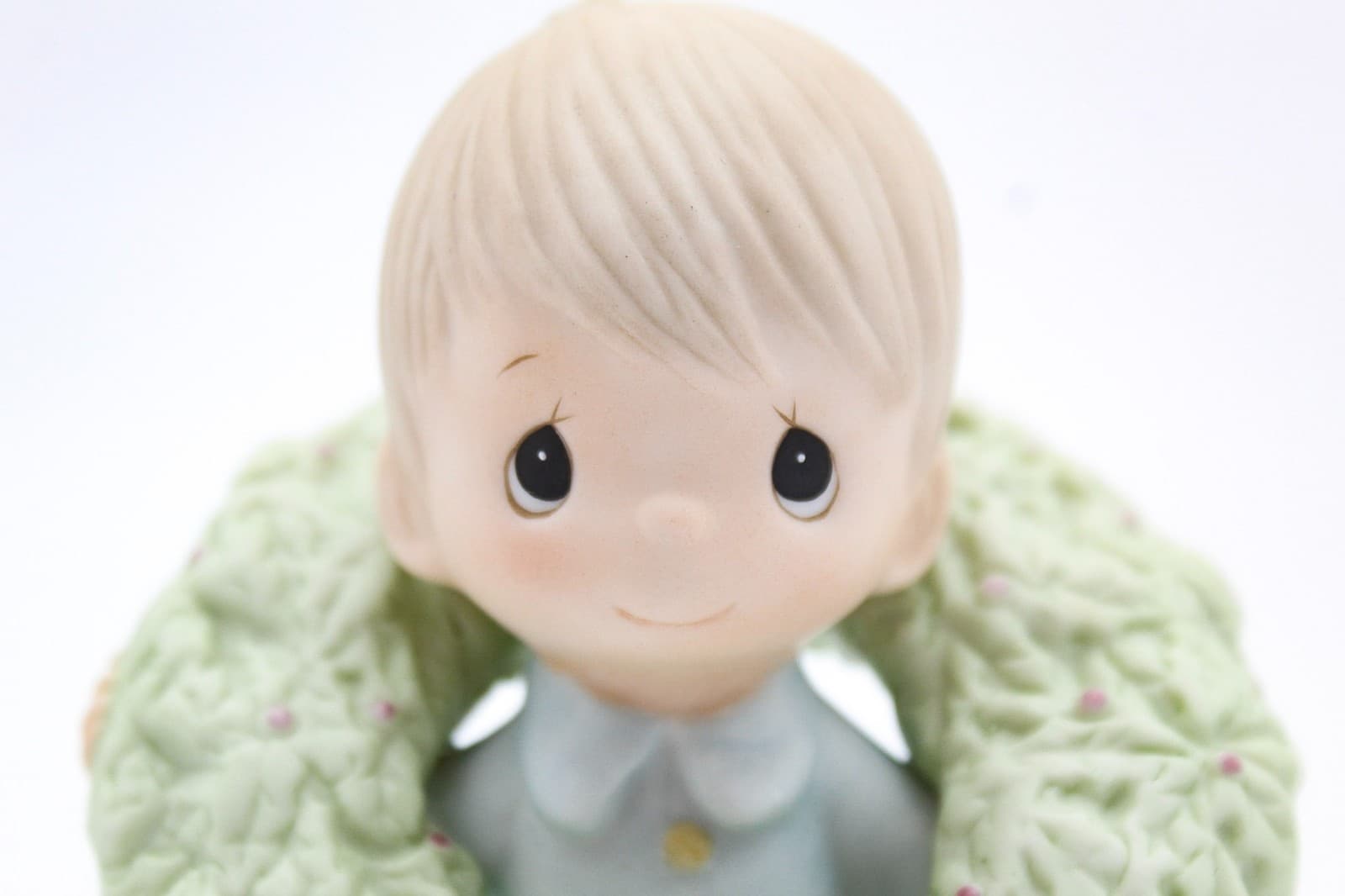 Precious Moments Surrounded With Joy Enesco Christmas Porcelain Figurine - Thumbnail 8
