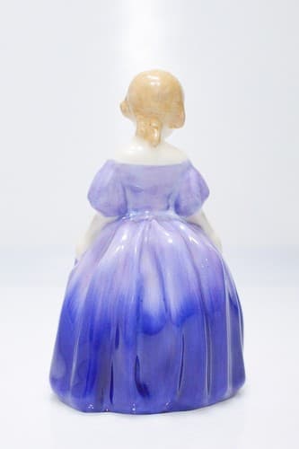 Vintage ROYAL DOULTON England "MARIE" HN1370 Hand Painted Porcelain Figurine - Thumbnail 5