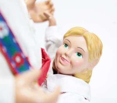 1999 CLOTHTIQUE Possible Dreams Santa Claus Dancing With Girl Christmas Figure - Thumbnail 7