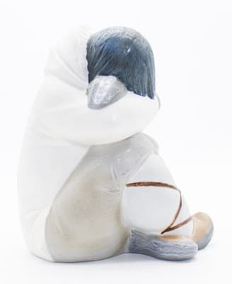 Vintage LLADRO Spain Eskimo Boy Nap Hand Painted Porcelain Large Figure - Thumbnail 3