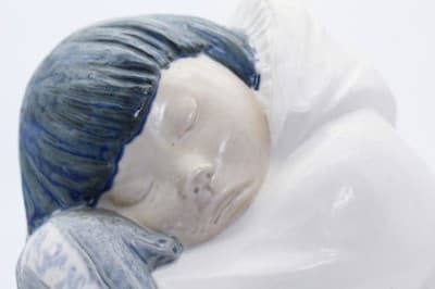 Vintage LLADRO Spain Eskimo Boy Nap Hand Painted Porcelain Large Figure - Thumbnail 5