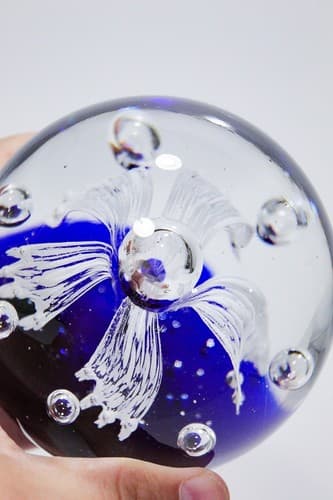 DYNASTY GALLERY Art Glass Heirloom Collectibles Flower Motif Paperweight In BOX - Thumbnail 5
