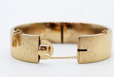 Monet Vintage Florentie Finish Gold Tone Hinged Statement Bangle Bracelet - Thumbnail 9