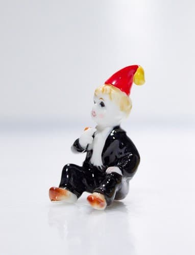 Vintage Miniature Little Jack Horner Hand Painted Porcelain Figurine - Thumbnail 2