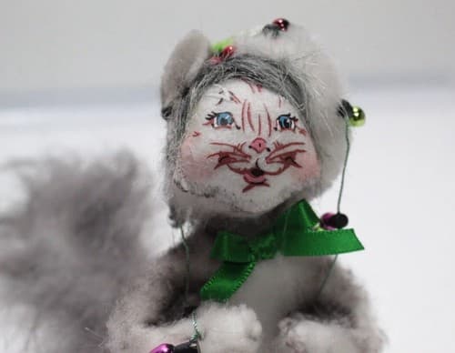 Vintage 2010 ANNALEE Mobilitee Christmas Lights Kitty Artisan Doll w/Tag - Thumbnail 2