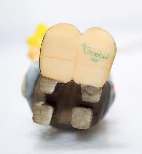 Berta Hummel Goebel 2000 Ceramic Christmas Porcelain Christmas Ornament Vintage - Thumbnail 3