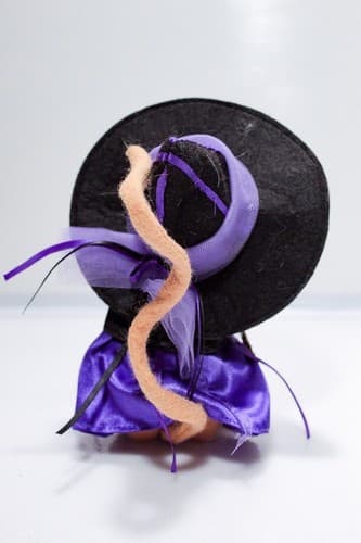 Annalee Mobilitee Purple Witch Mouse Halloween Artisan Doll 6" vintage 2010 - Thumbnail 5