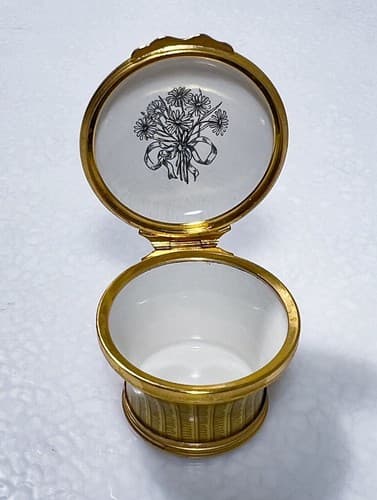 Halcyon Days Mother's Day 1981 England Hand Painted Enamel Trinket Box Vintage - Thumbnail 5