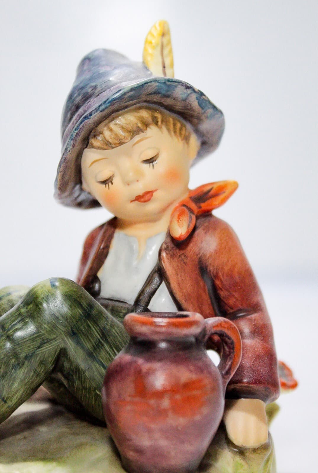 Goebel Hummel West Germany Coffee Break Hand Painted Porcelain Figurine TMK6 - Thumbnail 3