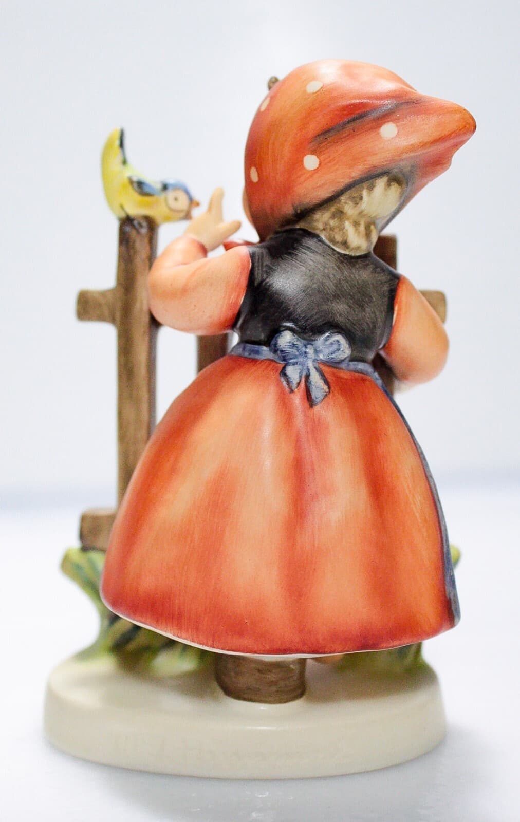 Goebel Hummel West Germany Signs Of Spring Hand Painted Porcelain Figurine TMK6 - Thumbnail 4