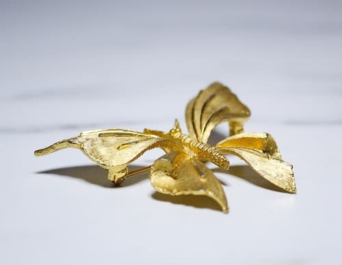 Vintage Gold Tone Textured Butterfly BSK Signed Designed Pin Brooch - Thumbnail 5