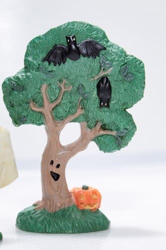 3 Vintage MIDWEST IMPORTS Creepy Trees & Ghost Costume Halloween Figurines - Thumbnail 4
