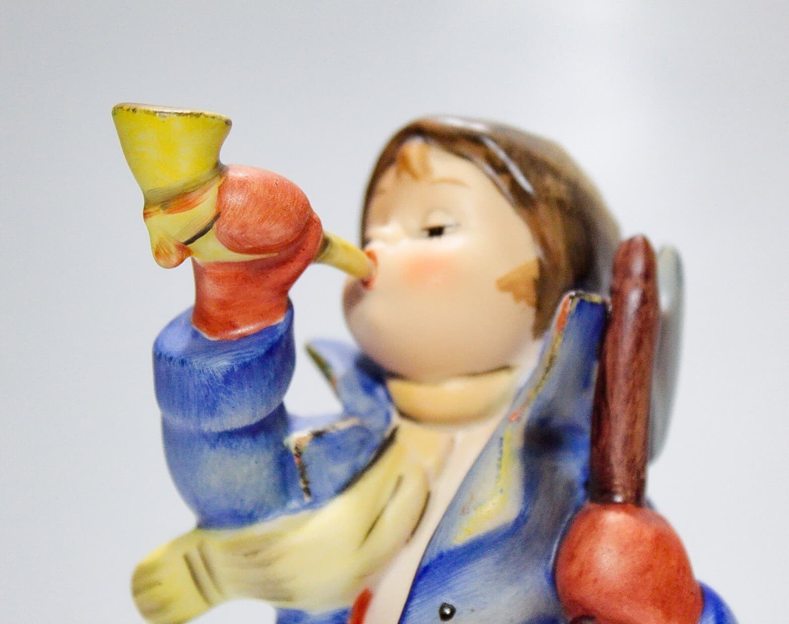 GOEBEL HUMMEL W. Germany "Hear Ye, Hear Ye" Hand Painted Porcelain Figurine TMK6 - Thumbnail 2