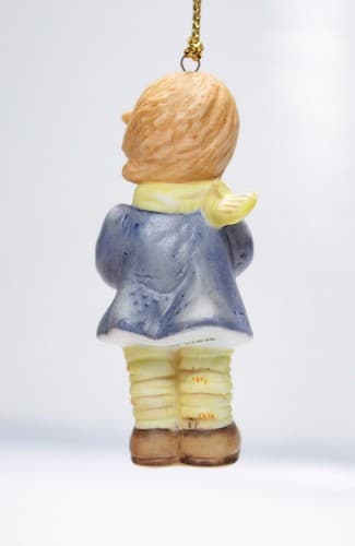 Berta Hummel Goebel 2001 "The Glow Of Candlelight" Porcelain Christmas Ornament - Thumbnail 3