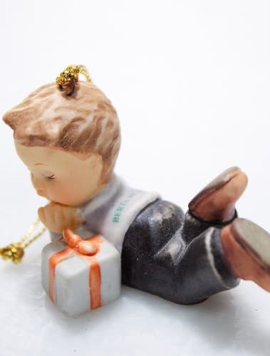 Berta Hummel Goebel 2000 "What Could It Be" Porcelain Christmas Ornament - Thumbnail 2