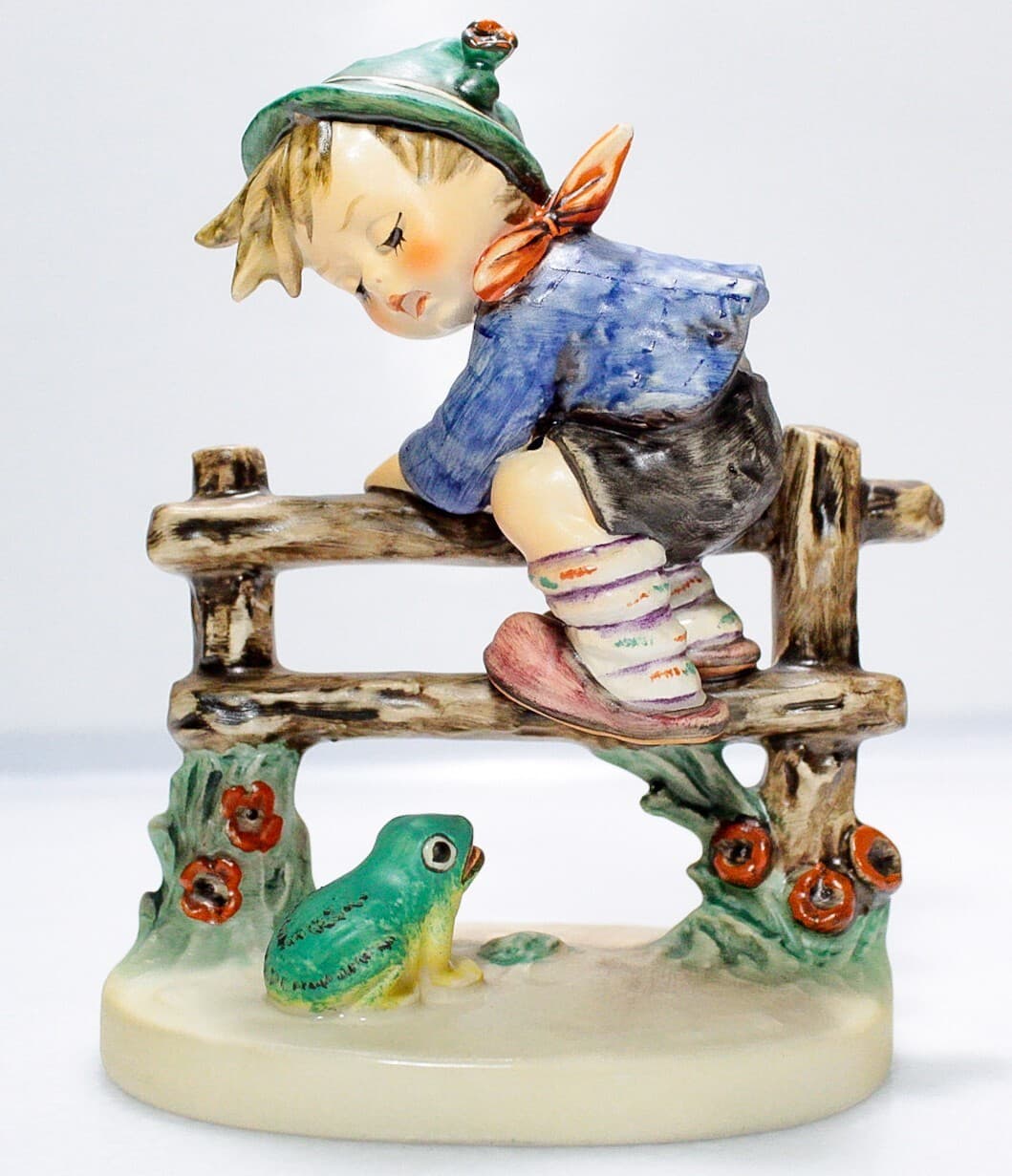 GOEBEL HUMMEL Germany "Retreat To Safety" Hand Painted Porcelain Figurine TMK6 - Thumbnail 6