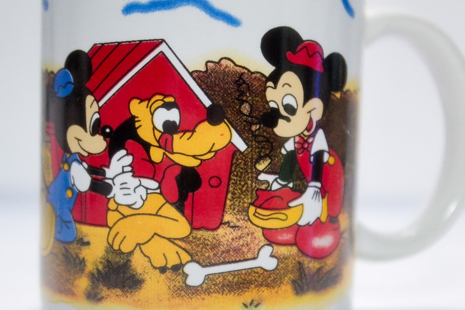 Vintage Disney Mickey Mouse & Pluto Large Porcelain Coffee Mug - Thumbnail 4