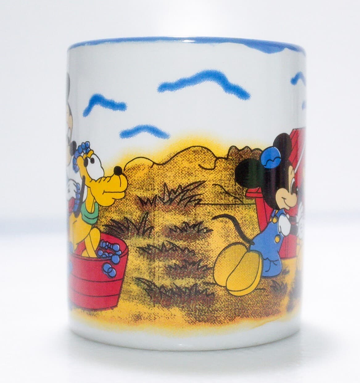 Vintage Disney Mickey Mouse & Pluto Large Porcelain Coffee Mug - Thumbnail 2