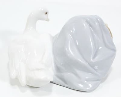 Vintage LLADRO Spain Ducklings Mother Duck Porcelain Figurine - Thumbnail 4