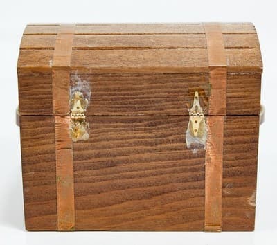 Vintage Dollhouse Miniature Handcrafted Wood Blanket Chest - Thumbnail 3
