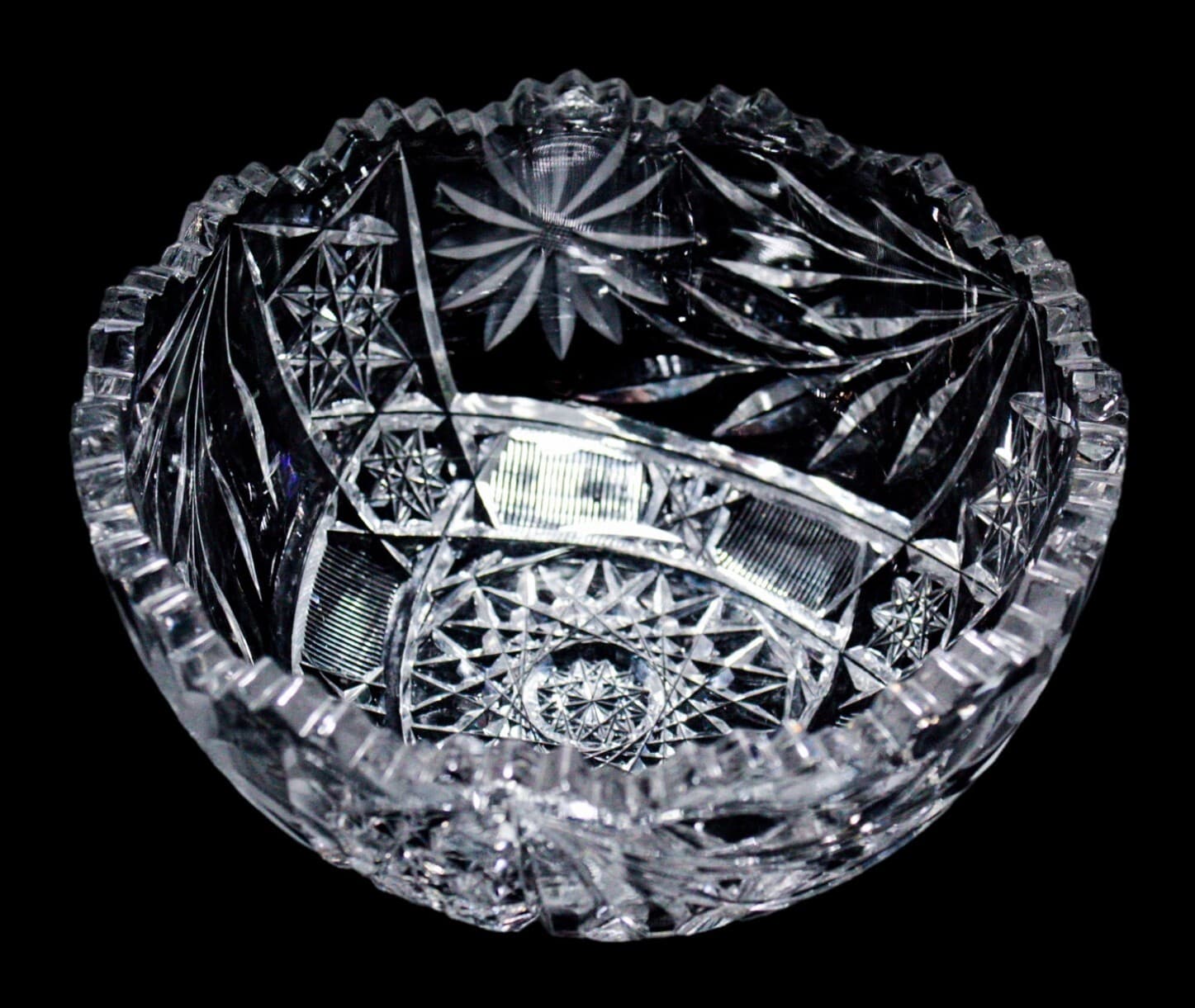 Antique American Brilliant ABP Deep Cut Crystal Heavy Thick Leaf Motif Bowl - Image 1