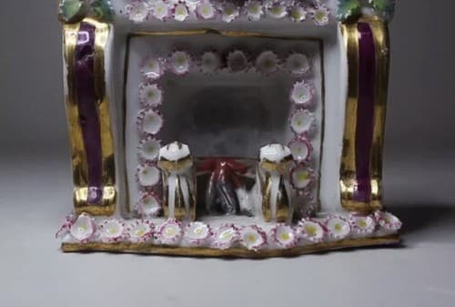 Antique 19th Century French Floral Fireplace Motif Porcelain Covered Box Vase - Thumbnail 3
