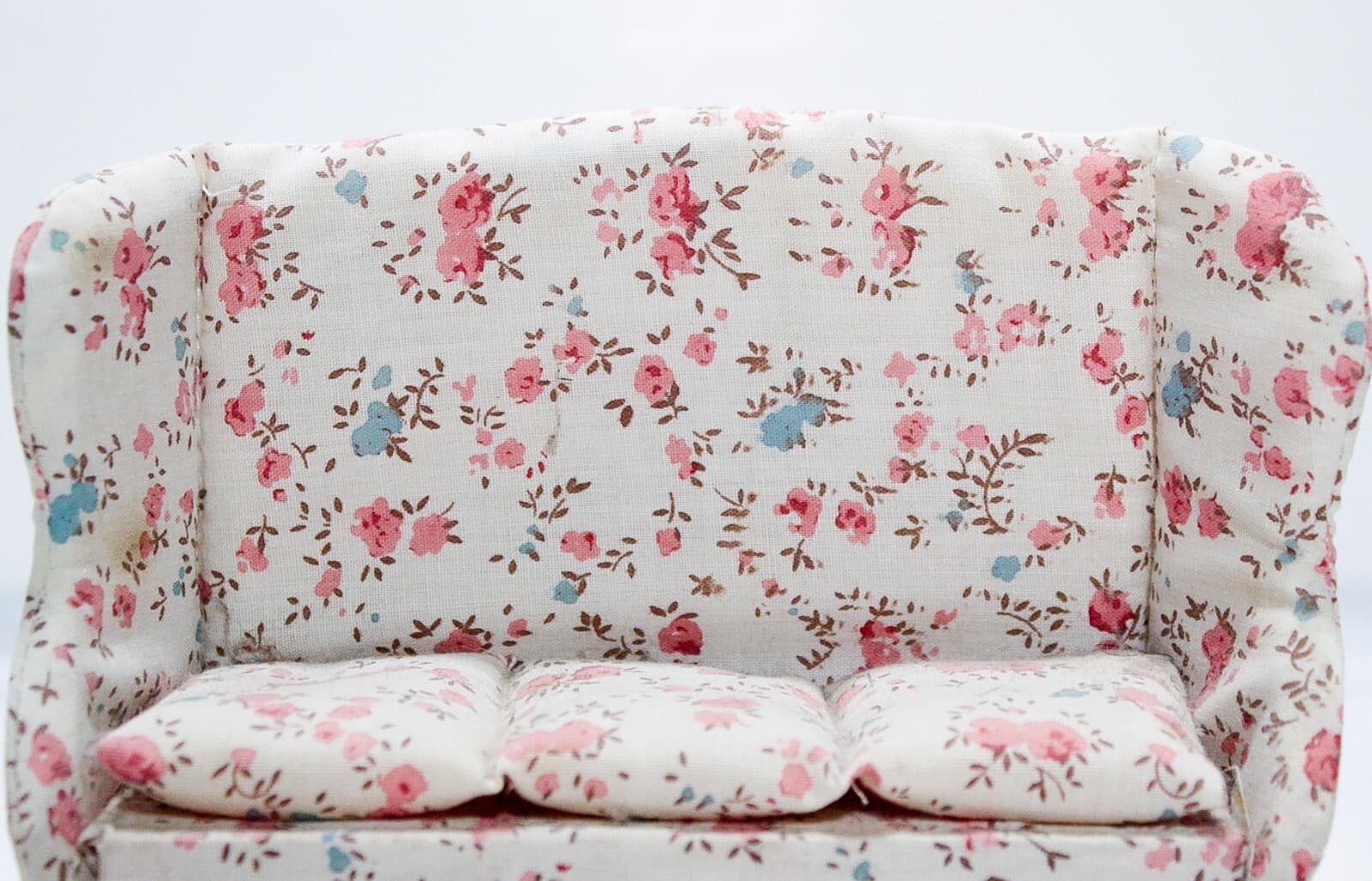 Vintage Miniature Dollhouse Hand-Crafted Floral Upholster Livingroom Set 1:12 - Thumbnail 2