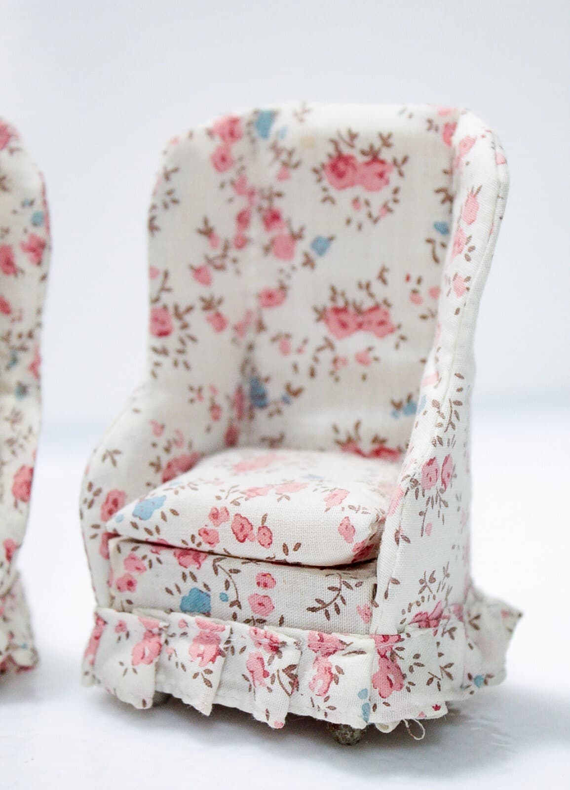 Vintage Miniature Dollhouse Hand-Crafted Floral Upholster Livingroom Set 1:12 - Thumbnail 3