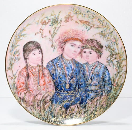 Vintage Second Edition By EDNA HIBEL "To Life" 6192/19500 Porcelain Plate Signed - Image 1