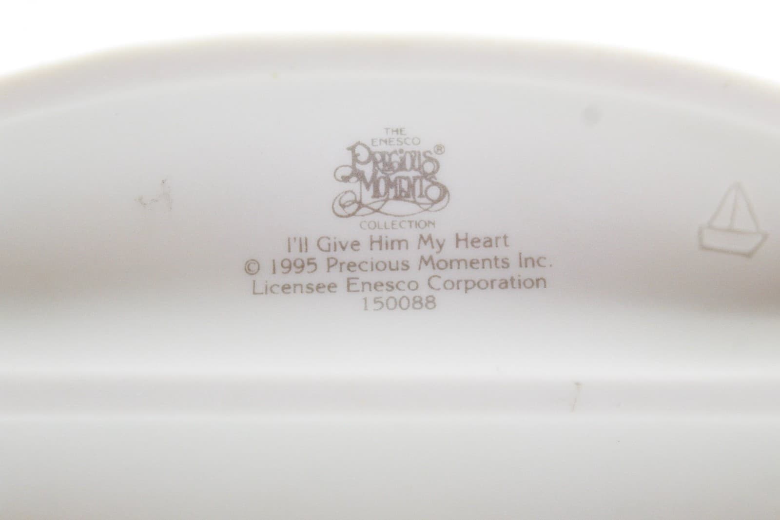 Precious Moments I'll Give Him My Heart Enesco Porcelain Figurine 1995 - Thumbnail 5
