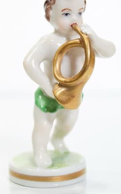 MULLER VOLKSTEDT Dresden Hand Painted French Horn Player Porcelain Figurine - Thumbnail 3