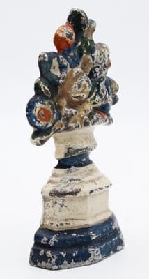 Hubley Antique Cast Iron Flower Bouquet Polychrome Petite Doorstop - Thumbnail 5