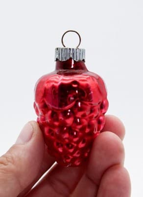 Vintage SHINY BRITE Red Bumpy Grape Glass Christmas Ornament - Thumbnail 2