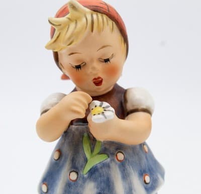 Hummel Goebel Daisies Don't Tell W. Germany Vintage Porcelain Figurine TMK5 - Thumbnail 3
