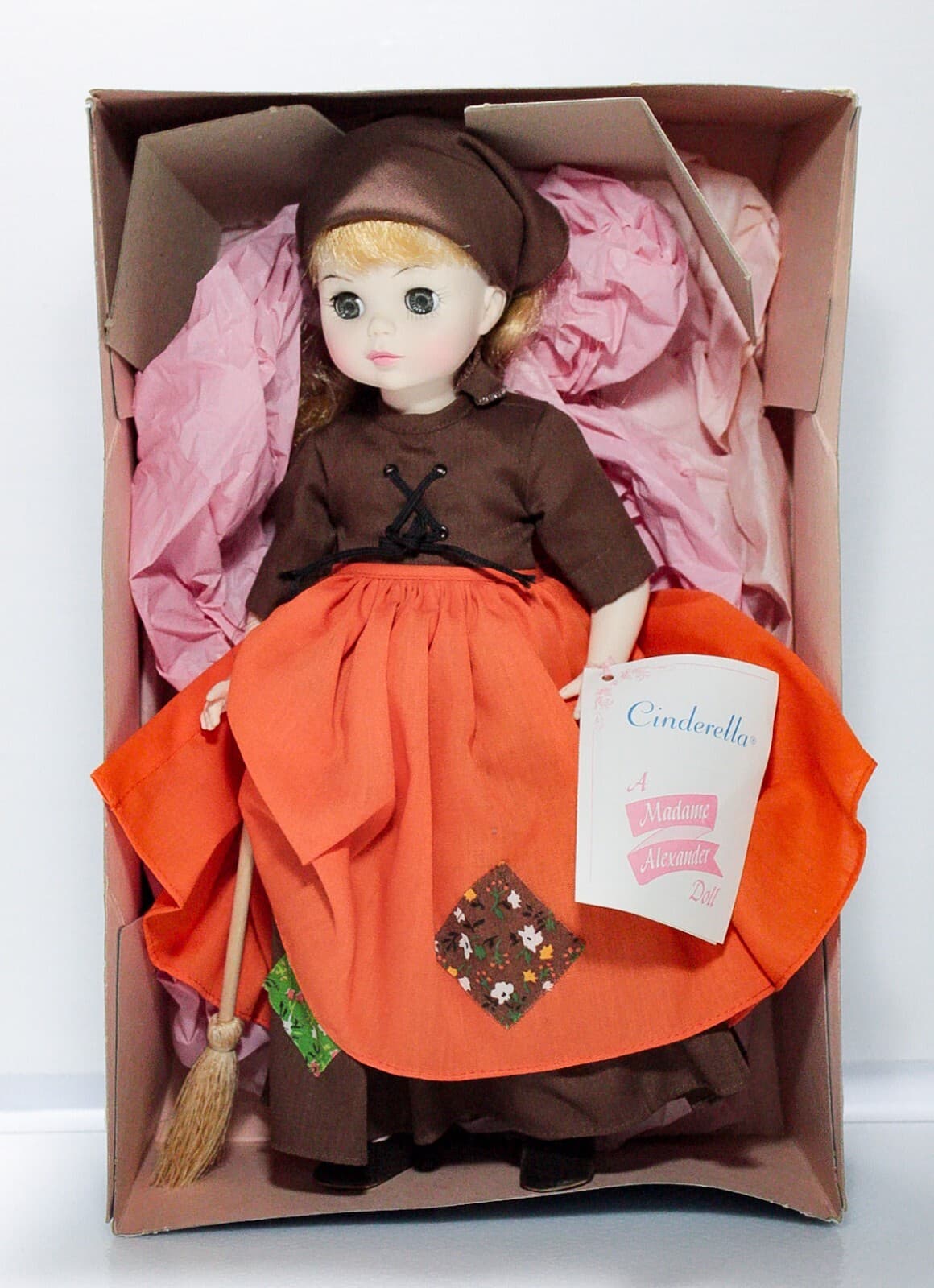 Madame Alexander Cinderella Poor Maid Doll Complete Tag & Box Vintage - Thumbnail 8