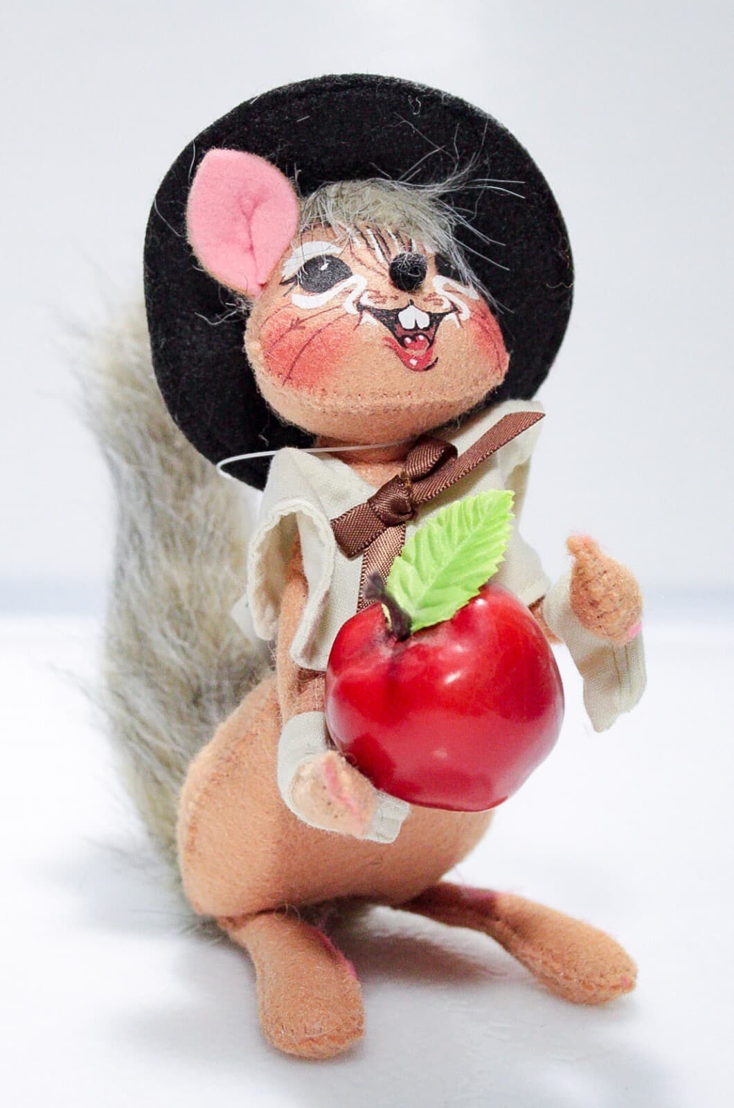 ANNALEE Mobilitee 2009 "Pilgrim Boy Chipmunk" Holiday Artisan Doll 6" w/ Tag - Thumbnail 6