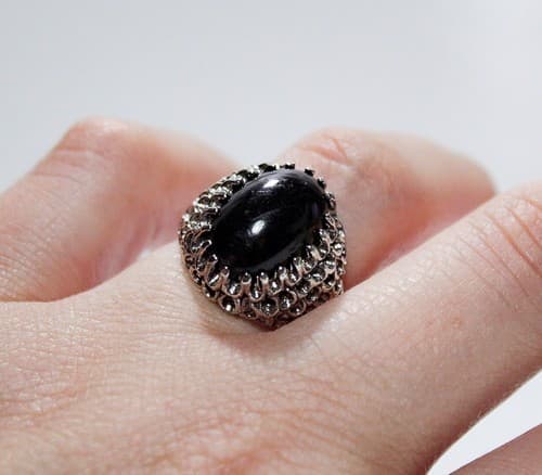 Sterling Silver 925 Black Onyx Mesh Design Dome Cocktail Ring Size 8 - Thumbnail 2