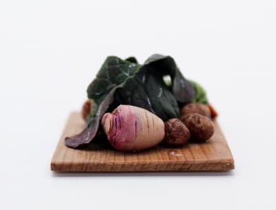 Vintage Dollhouse Miniature Luxury Vegetables On Board Kitchen Accessory 1:12 - Thumbnail 4
