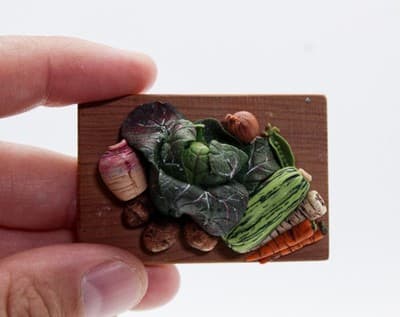 Vintage Dollhouse Miniature Luxury Vegetables On Board Kitchen Accessory 1:12 - Thumbnail 3