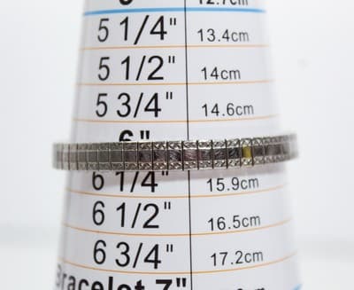 Vintage ROAMER Analog Antimagnetic Swiss Crystal Ladies Wristwatch Stretch Band - Thumbnail 6