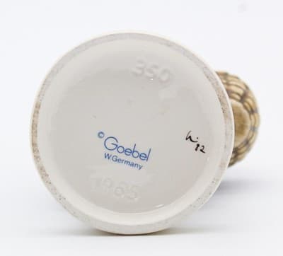 Hummel Goebel On Holiday West Germany Vintage Porcelain Figurine TMK6 Vintage - Thumbnail 9