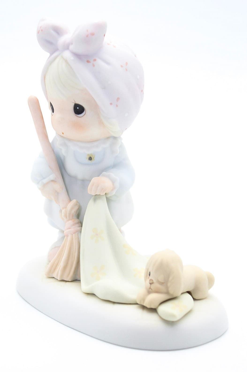 Precious Moments Sweep All Your Worries Away Enesco Porcelain Figurine 1989 - Thumbnail 4
