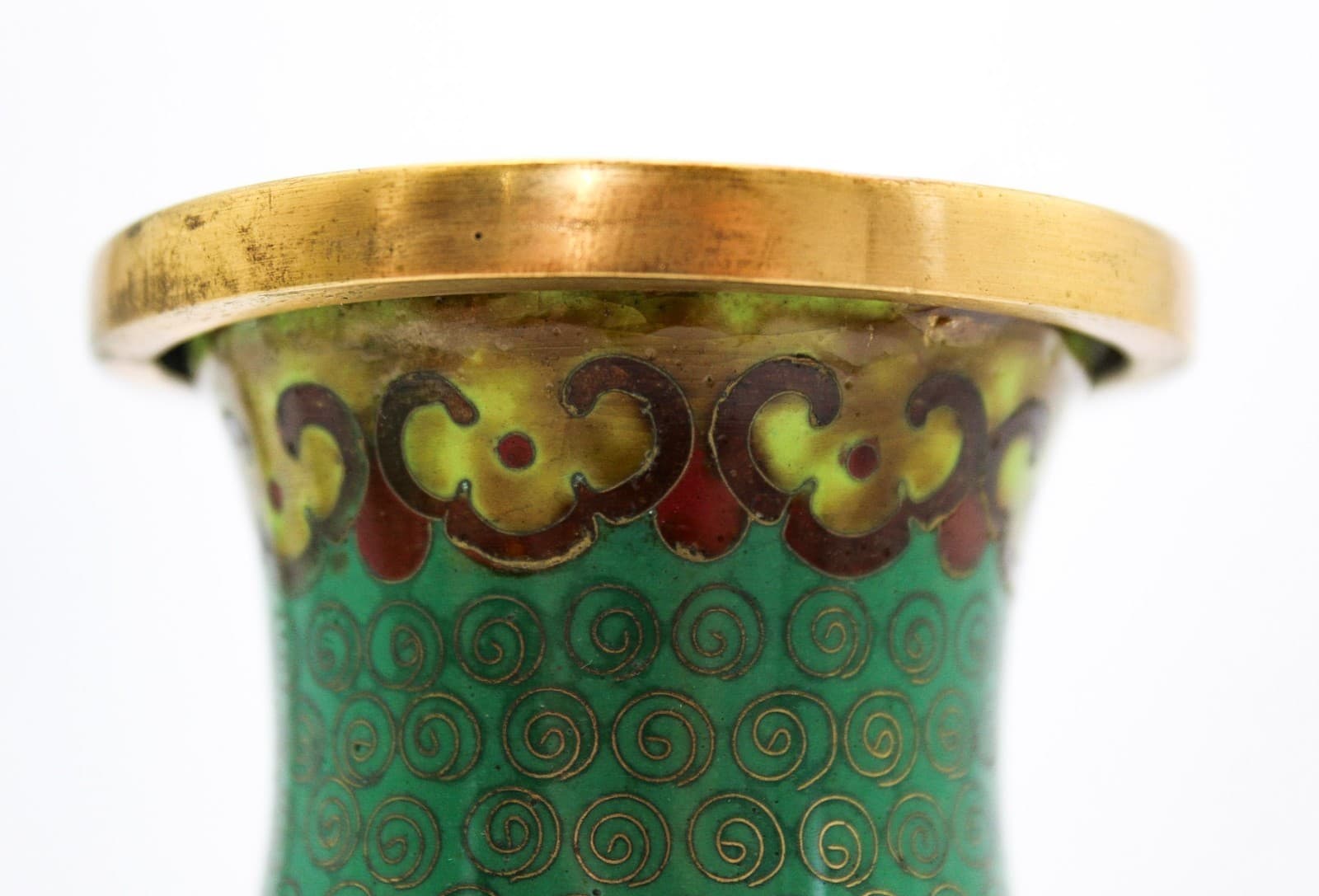 20th Century Chinese Cloisonne Enamel Green Cherry Blossom Motif Scrollwork Vase - Thumbnail 16