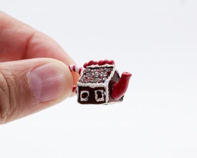 Vintage Handcrafted Peppermint Dollhouse Miniature Gingerbread House Teapot - Thumbnail 2