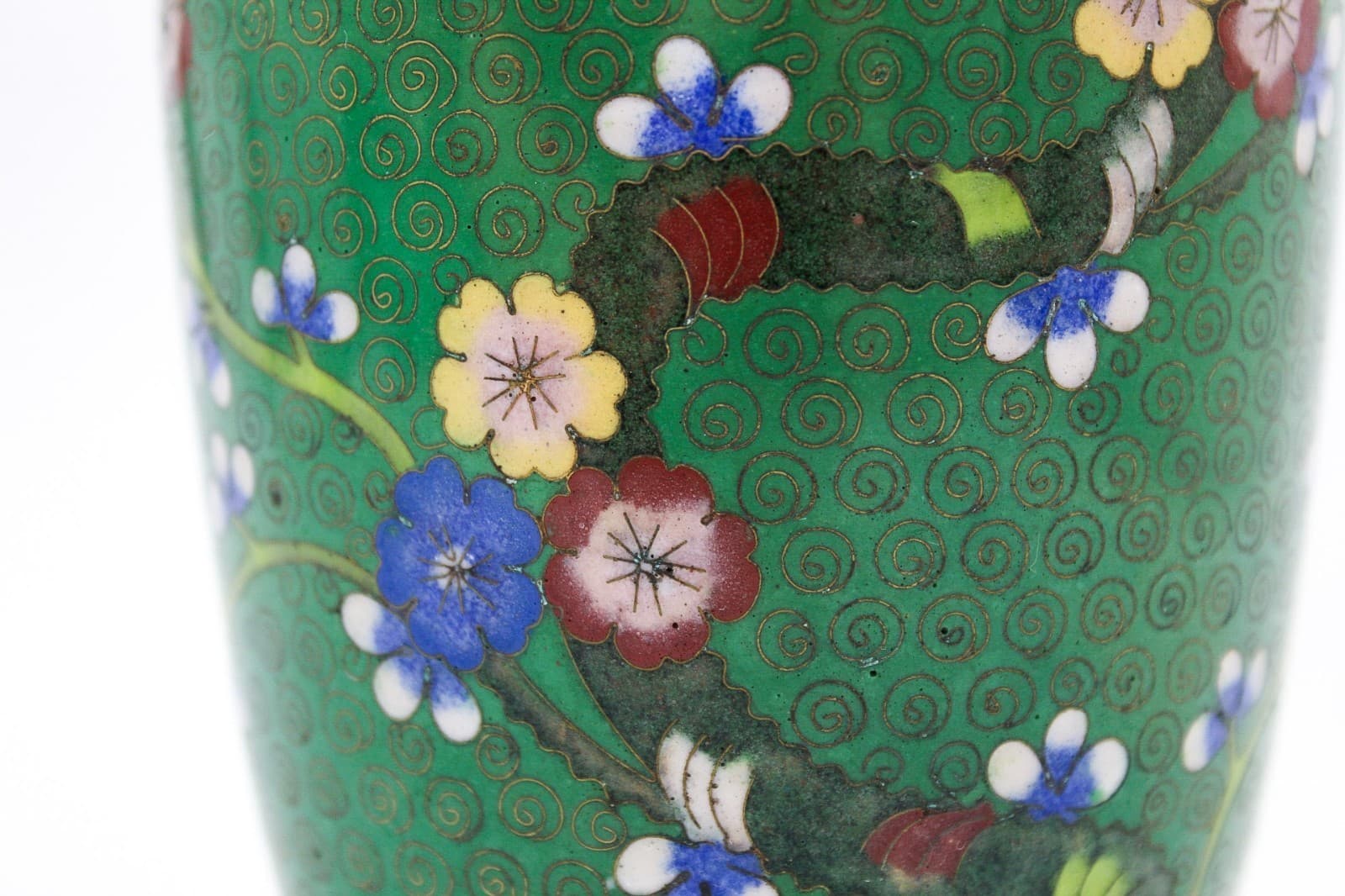 20th Century Chinese Cloisonne Enamel Green Cherry Blossom Motif Scrollwork Vase - Thumbnail 11