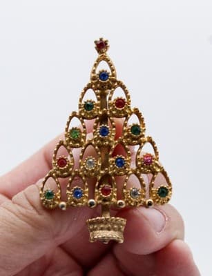 Vintage Gold Tone Multicolor Rhinestone Christmas Tree Motif Pin Brooch - Thumbnail 3